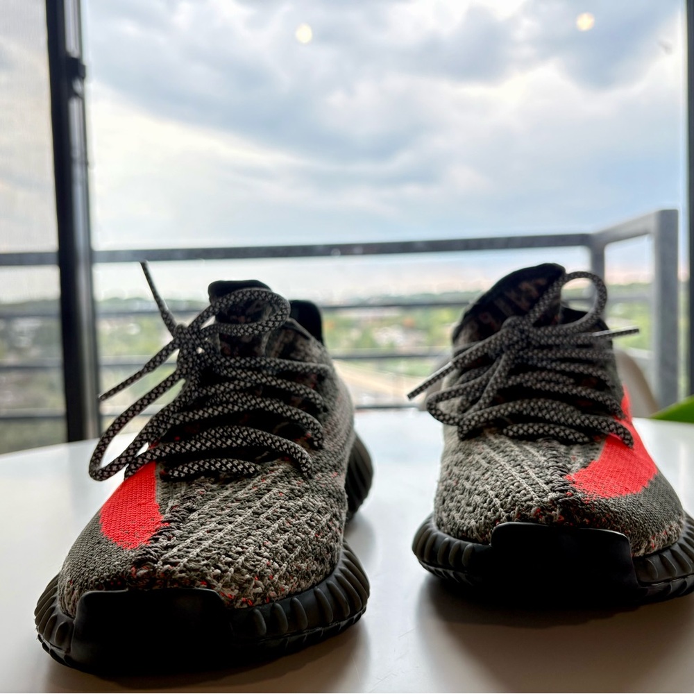 Men’s Yeezy Boost 350 V2 'Carbon Beluga' Size 6 1/2 - Picture 6 of 7